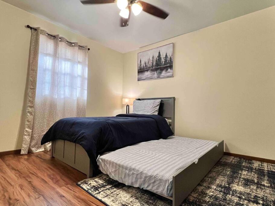 Beautiful 2Br Apartment. Black-Out Curtains Peoria Exteriér fotografie